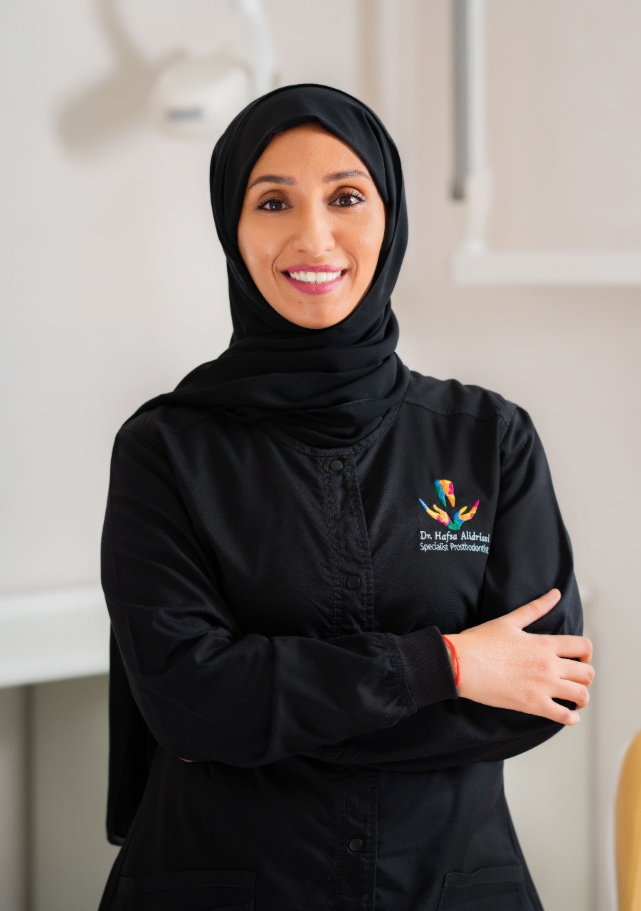 Dr. Hafsa Al Idrissi is a consultant prosthodontist in Dubai Healthcare City